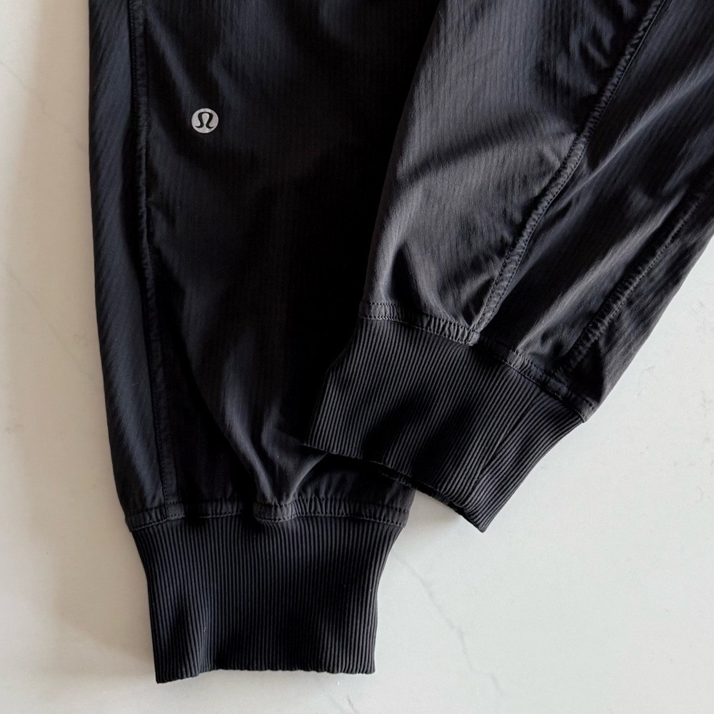 lululemon dance studio jogger 29” - Picture 9 of 16